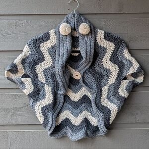 Muki Crafts Handknit Chevron Bolero Sweater Cardigan Size S/M Gray Cream Black